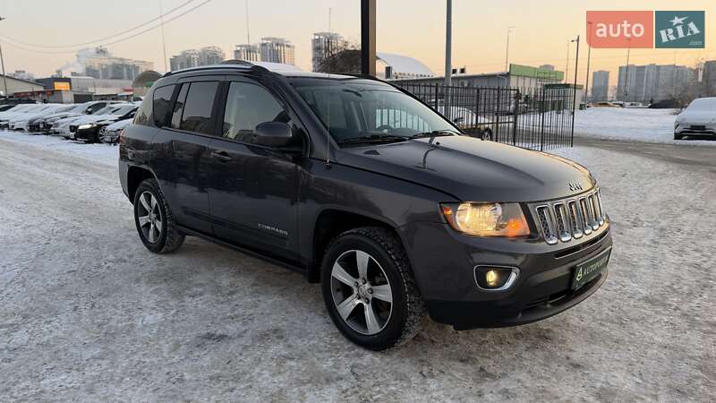Позашляховик / Кросовер Jeep Compass 2015 в Києві