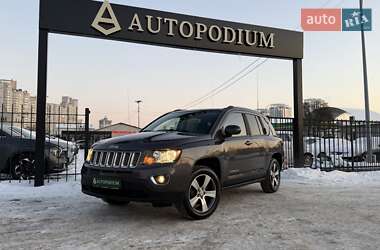 Внедорожник / Кроссовер Jeep Compass 2015 в Киеве