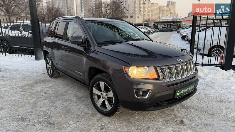 Позашляховик / Кросовер Jeep Compass 2015 в Києві