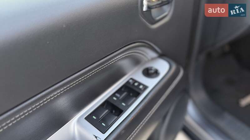 Позашляховик / Кросовер Jeep Compass 2015 в Києві