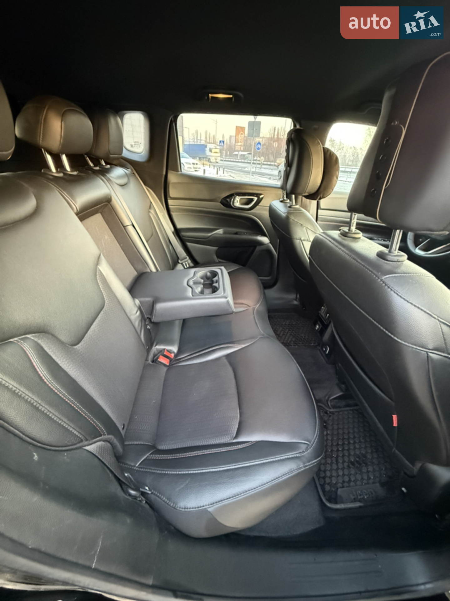 2024 Jeep Compass - мініатюра 27