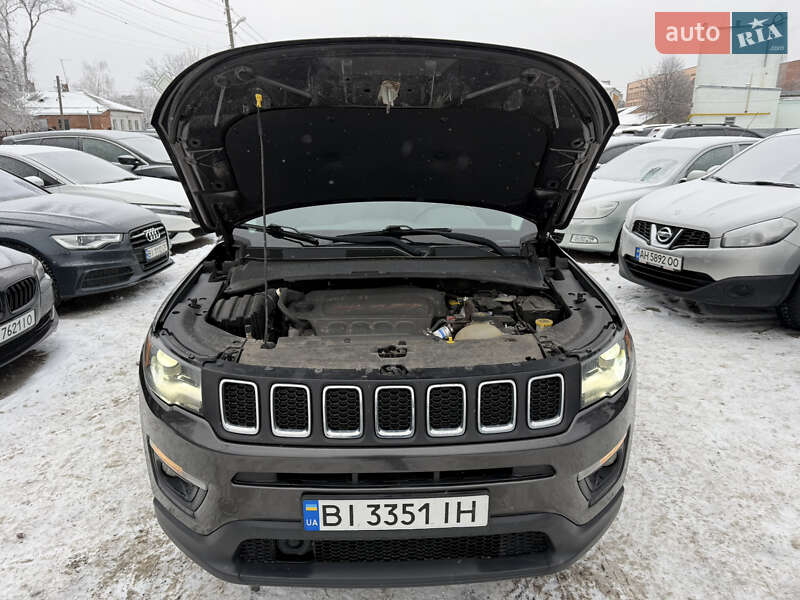 Внедорожник / Кроссовер Jeep Compass 2017 в Полтаве фото 40 Внедорожник / Кроссовер Jeep Compass 2017 в Полтаве