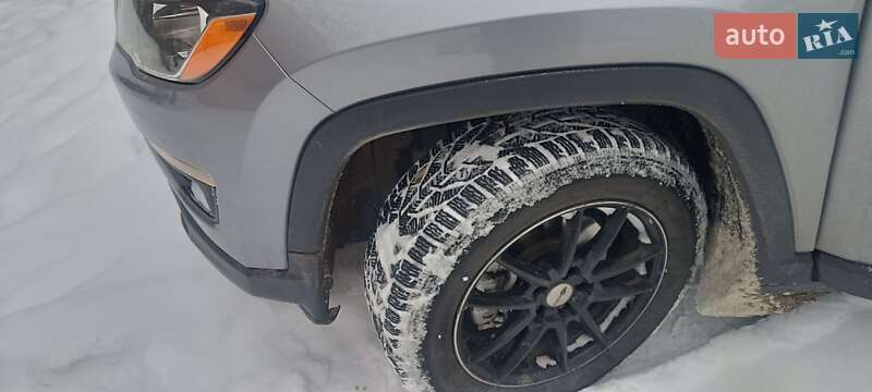 Внедорожник / Кроссовер Jeep Compass 2017 в Бердичеве