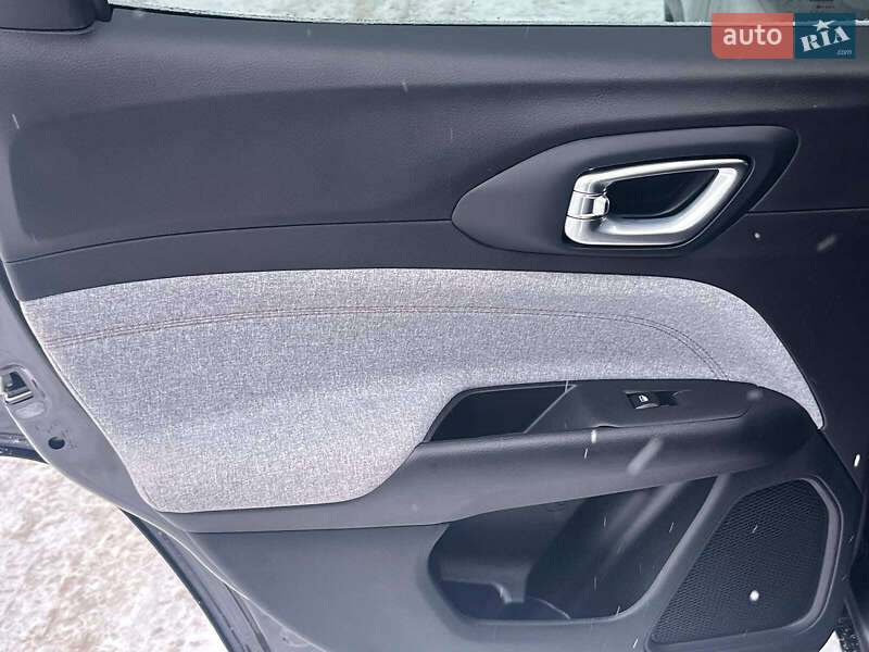 Позашляховик / Кросовер Jeep Compass 2024 в Києві