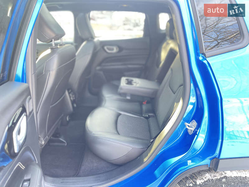 Позашляховик / Кросовер Jeep Compass 2022 в Києві фото 16 Позашляховик / Кросовер Jeep Compass 2022 в Києві