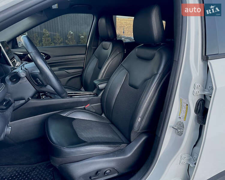 Внедорожник / Кроссовер Jeep Compass 2022 в Киеве фото 47 Внедорожник / Кроссовер Jeep Compass 2022 в Киеве