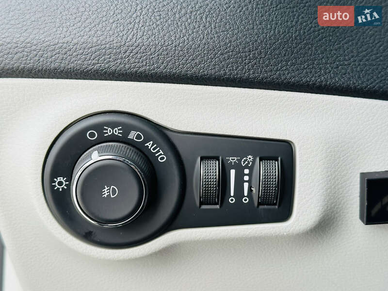 Позашляховик / Кросовер Jeep Compass 2020 в Харкові фото 35 Позашляховик / Кросовер Jeep Compass 2020 в Харкові