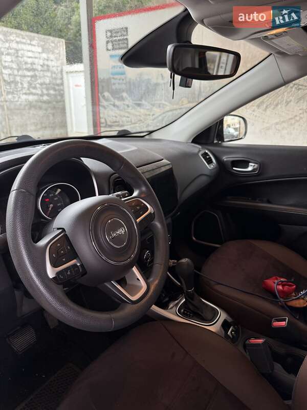 Позашляховик / Кросовер Jeep Compass 2017 в Львові