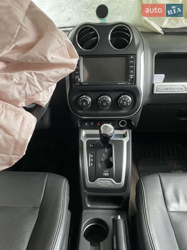 Внедорожник / Кроссовер Jeep Compass 2013 в Киеве фото 26 Внедорожник / Кроссовер Jeep Compass 2013 в Киеве
