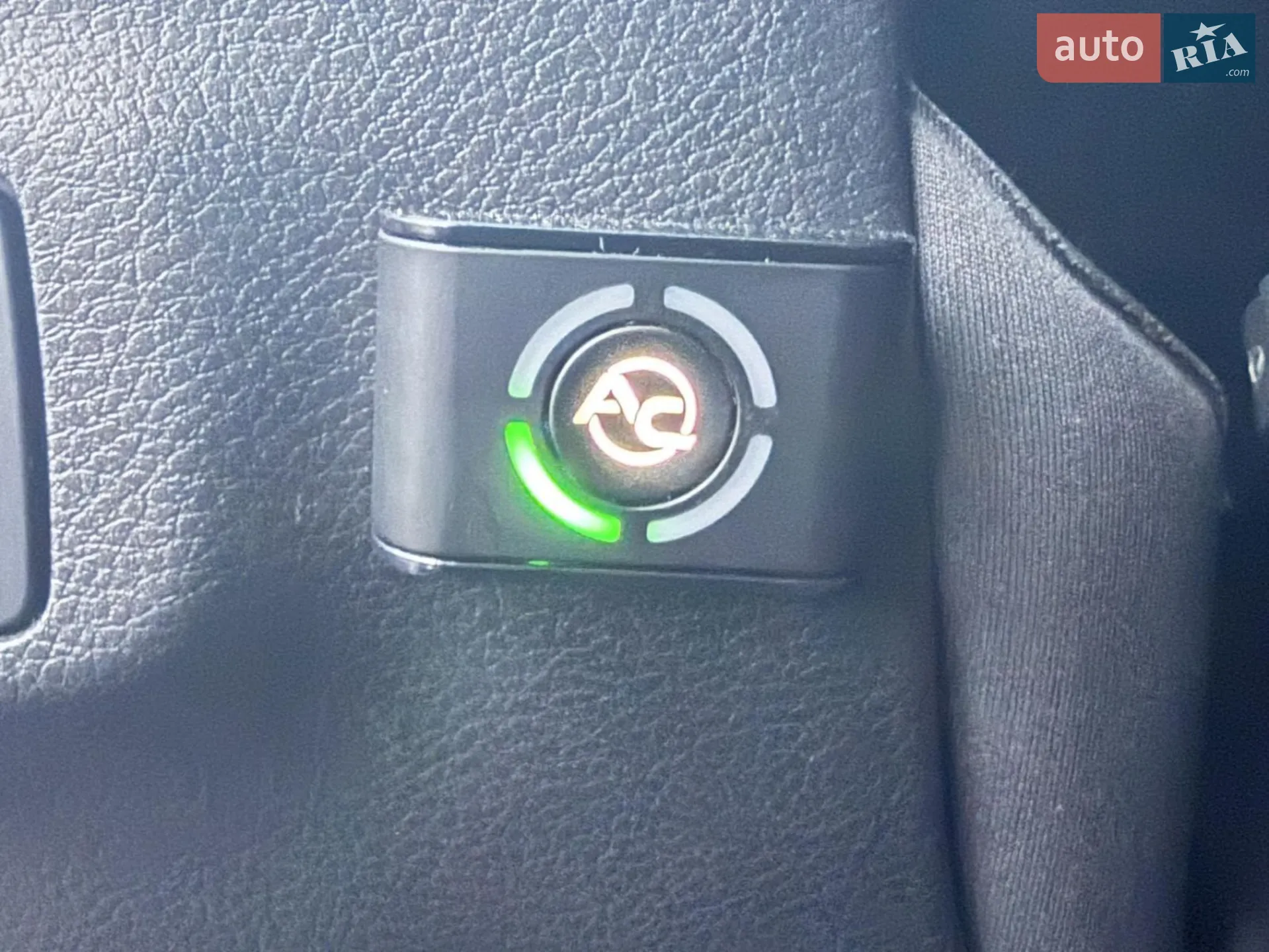 2020 Jeep Compass - мініатюра 28