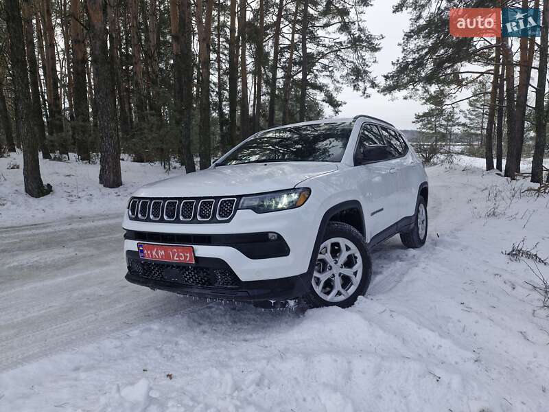 Внедорожник / Кроссовер Jeep Compass 2024 в Киеве