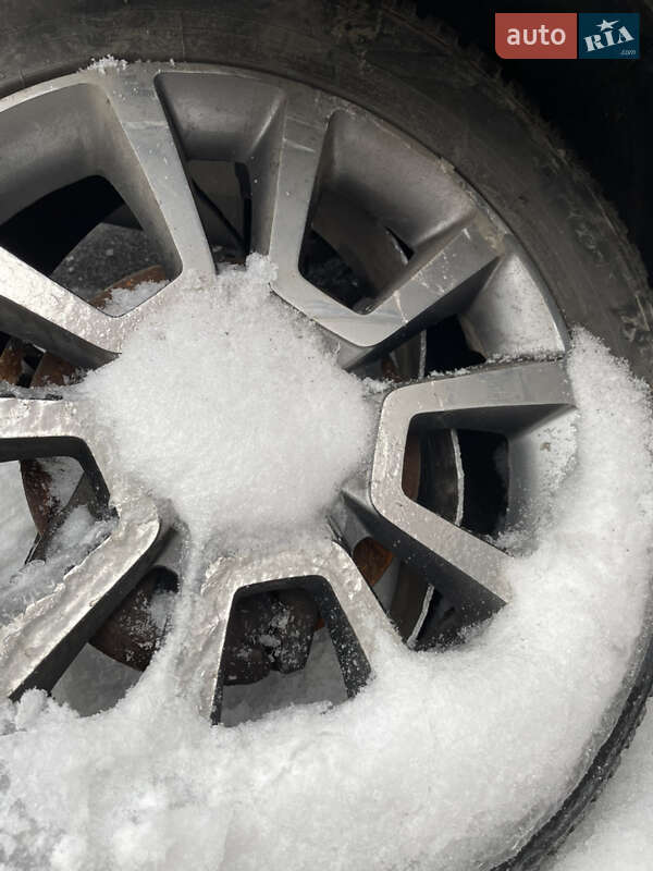 Внедорожник / Кроссовер Jeep Compass 2013 в Киеве фото 71 Внедорожник / Кроссовер Jeep Compass 2013 в Киеве