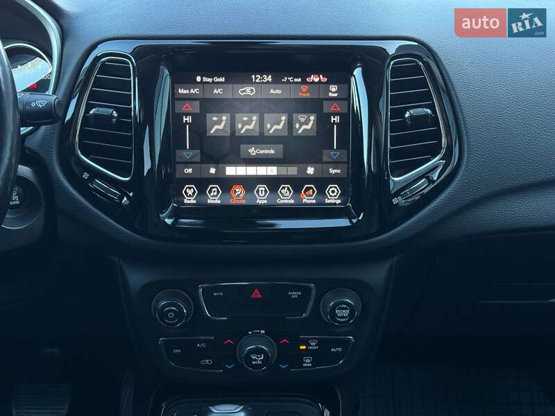 Внедорожник / Кроссовер Jeep Compass 2019 в Ровно