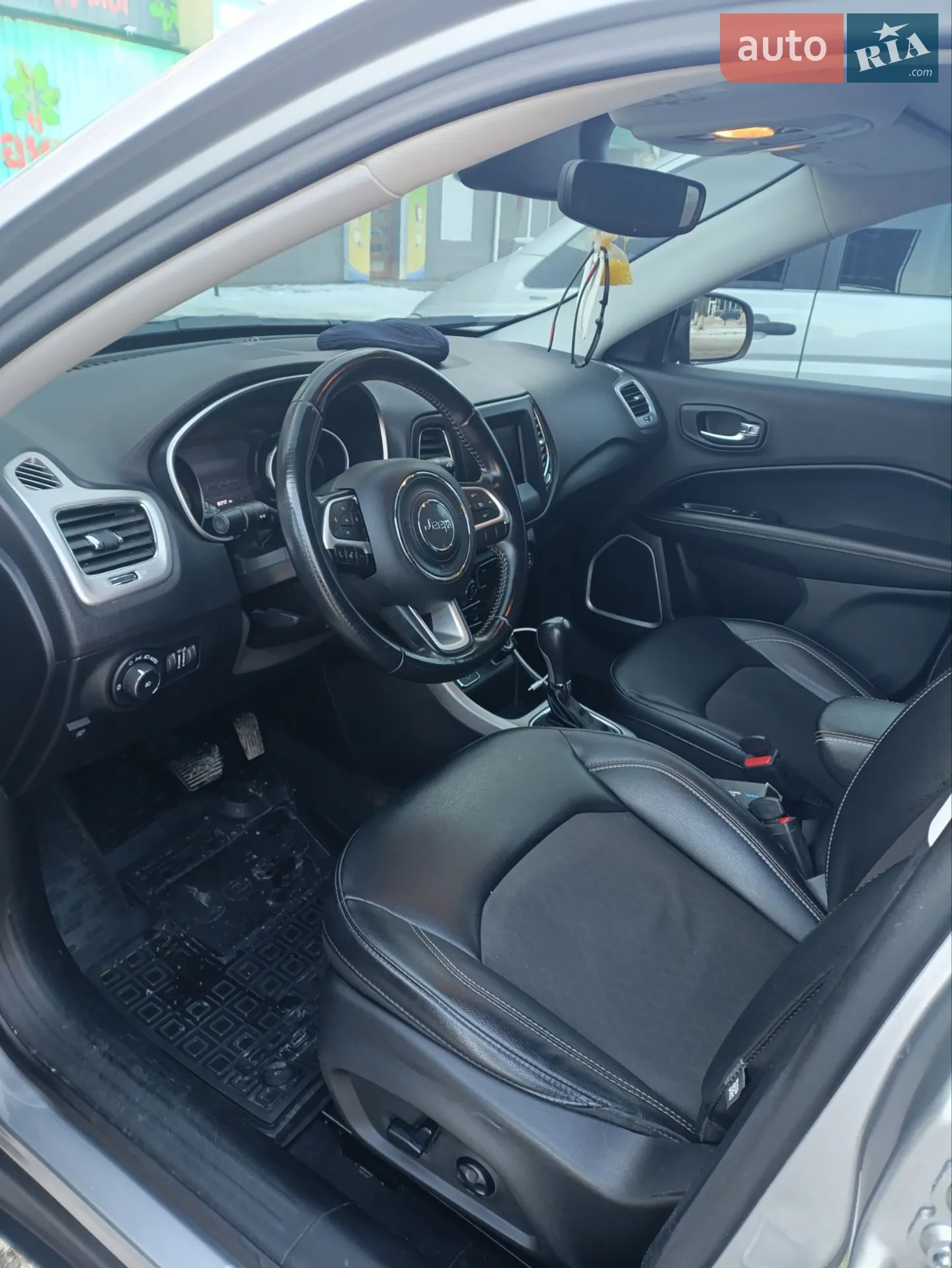 2019 Jeep Compass - мініатюра 2