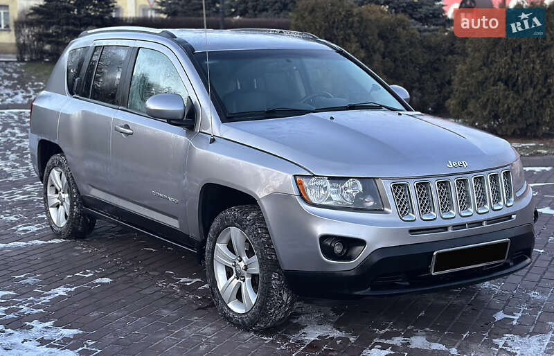 Позашляховик / Кросовер Jeep Compass 2015 в Дніпрі