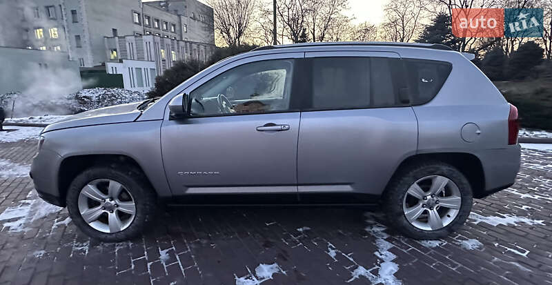 Позашляховик / Кросовер Jeep Compass 2015 в Дніпрі