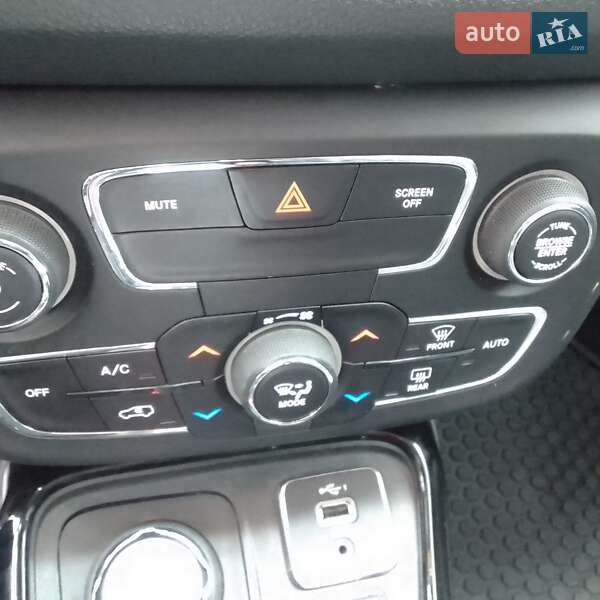 Позашляховик / Кросовер Jeep Compass 2018 в Черкасах