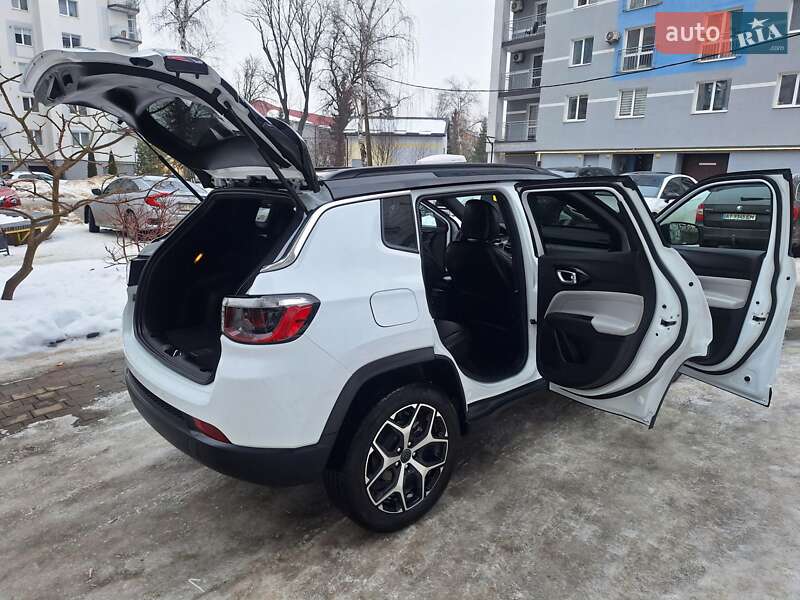 Внедорожник / Кроссовер Jeep Compass 2024 в Ивано-Франковске фото 39 Внедорожник / Кроссовер Jeep Compass 2024 в Ивано-Франковске