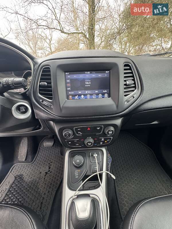 Позашляховик / Кросовер Jeep Compass 2017 в Києві