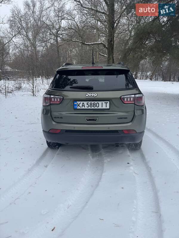 Позашляховик / Кросовер Jeep Compass 2017 в Києві