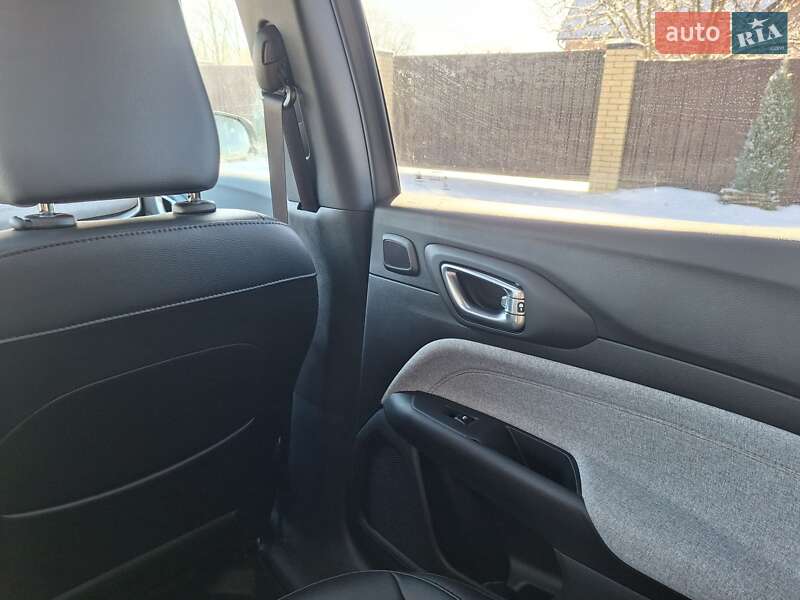 Позашляховик / Кросовер Jeep Compass 2023 в Полтаві фото 22 Позашляховик / Кросовер Jeep Compass 2023 в Полтаві