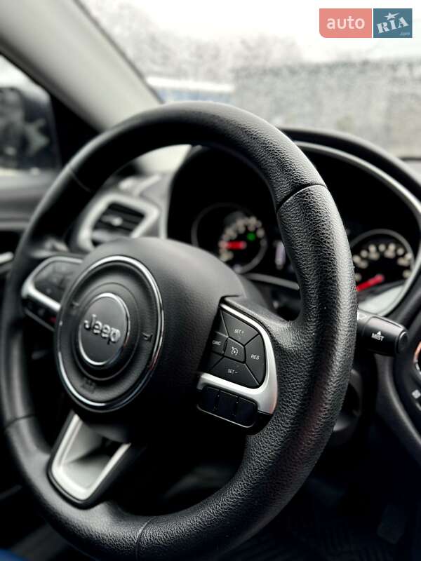 Позашляховик / Кросовер Jeep Compass 2017 в Сумах