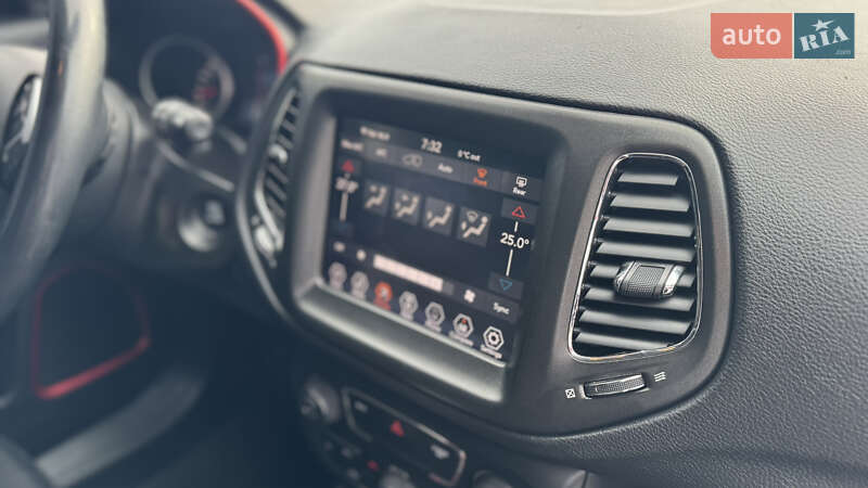 Позашляховик / Кросовер Jeep Compass 2018 в Дубні