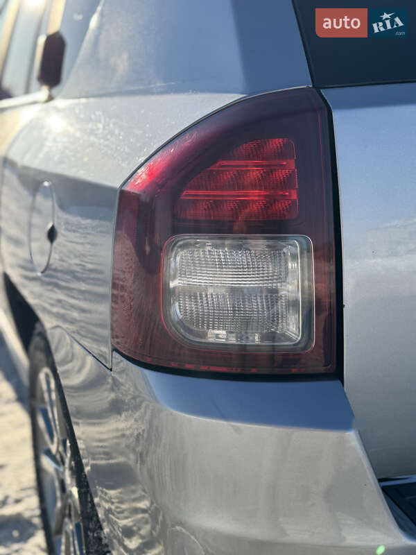 Внедорожник / Кроссовер Jeep Compass 2015 в Киеве