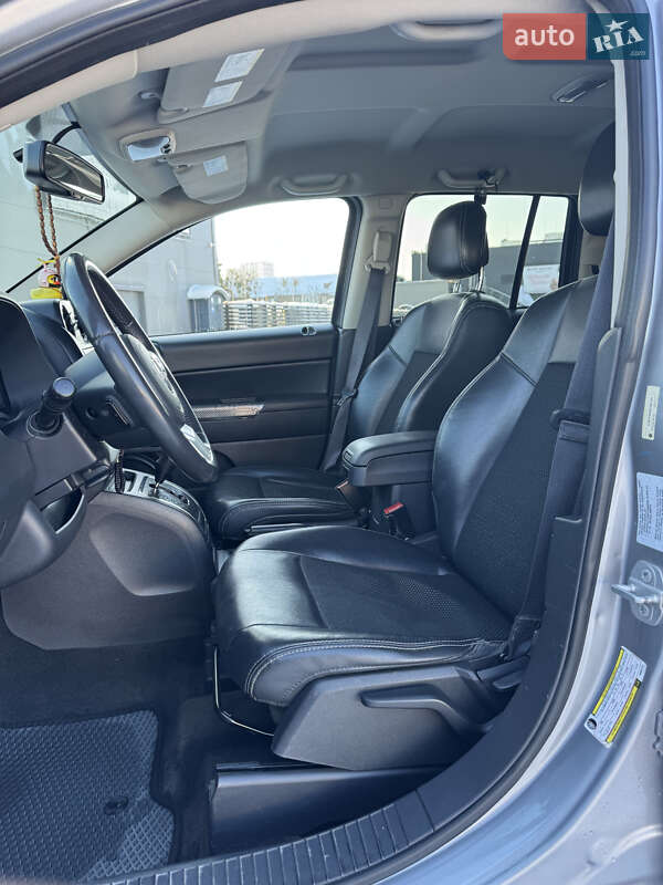 Внедорожник / Кроссовер Jeep Compass 2015 в Киеве