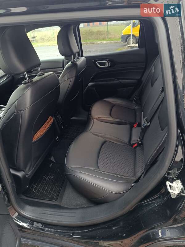 Внедорожник / Кроссовер Jeep Compass 2023 в Рахове