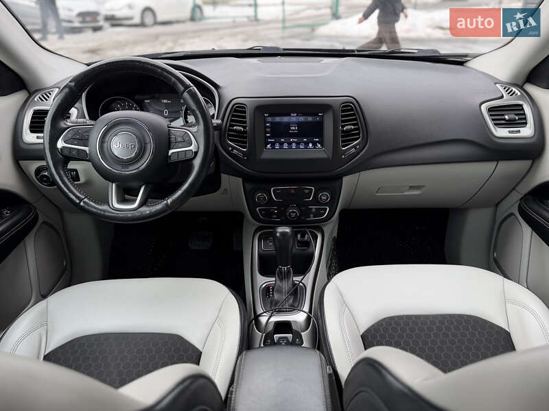 Внедорожник / Кроссовер Jeep Compass 2017 в Шептицькому