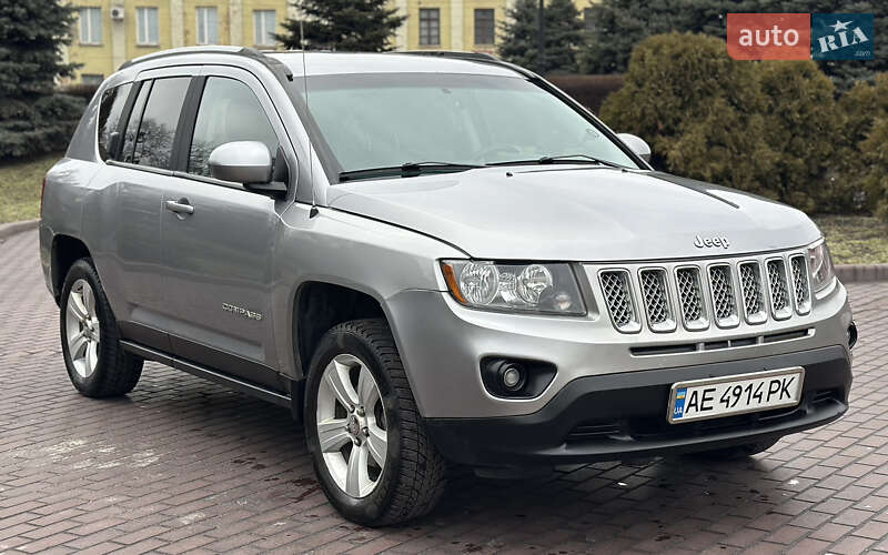 Позашляховик / Кросовер Jeep Compass 2015 в Дніпрі фото 9 Позашляховик / Кросовер Jeep Compass 2015 в Дніпрі