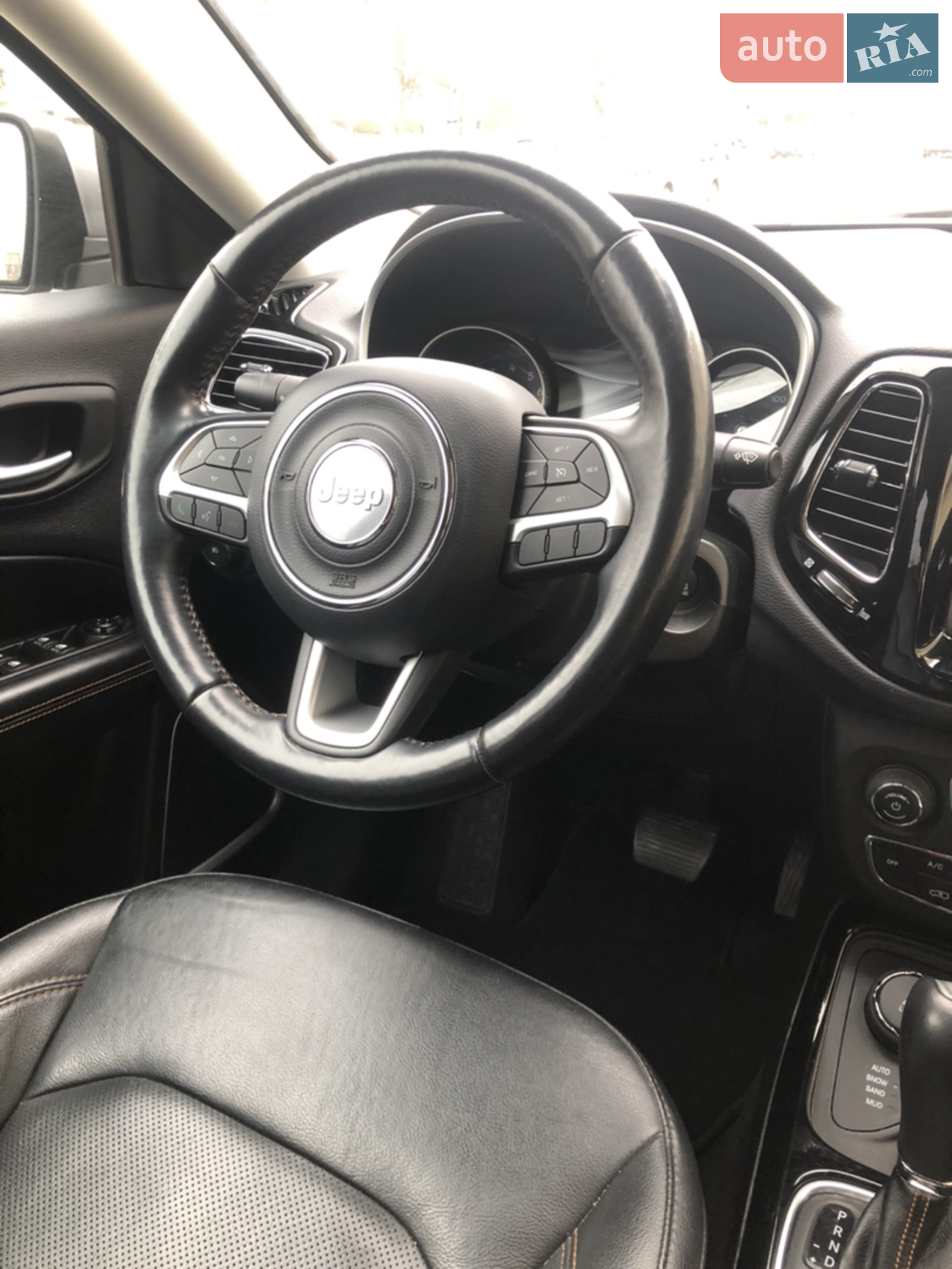 2019 Jeep Compass - мініатюра 26
