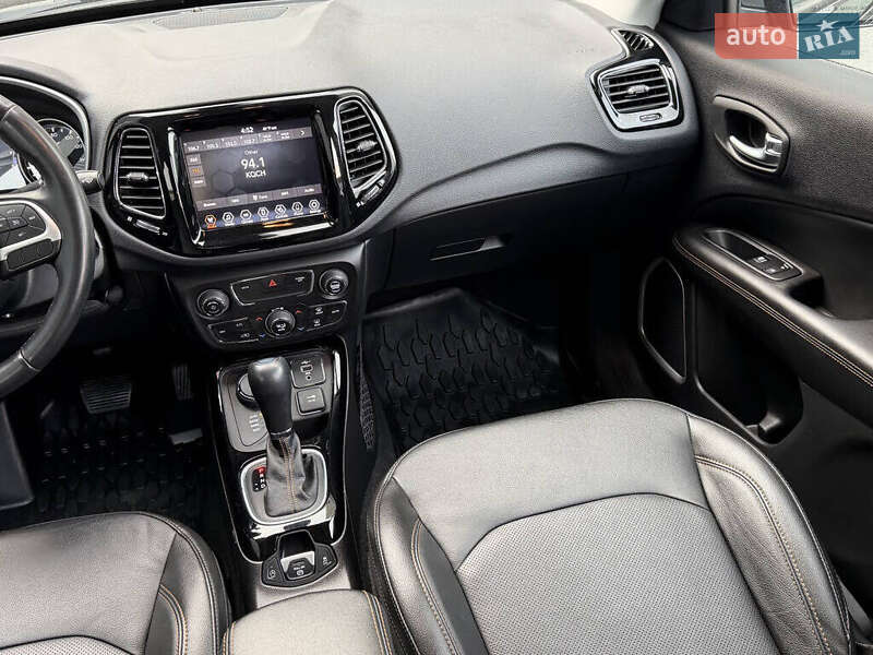 Позашляховик / Кросовер Jeep Compass 2020 в Львові