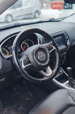 Позашляховик / Кросовер Jeep Compass 2017 в Літині