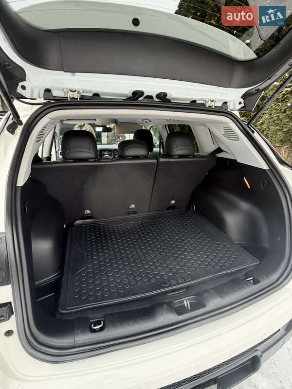 Позашляховик / Кросовер Jeep Compass 2018 в Дубні фото 22 Позашляховик / Кросовер Jeep Compass 2018 в Дубні