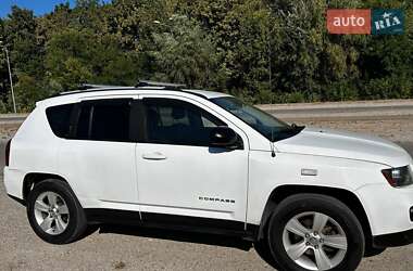 Внедорожник / Кроссовер Jeep Compass 2016 в Днепре