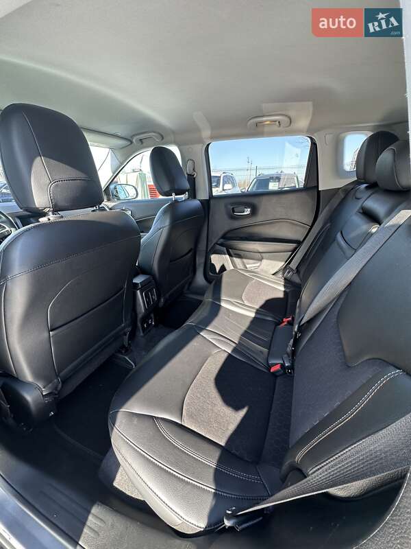 Внедорожник / Кроссовер Jeep Compass 2018 в Белогородке