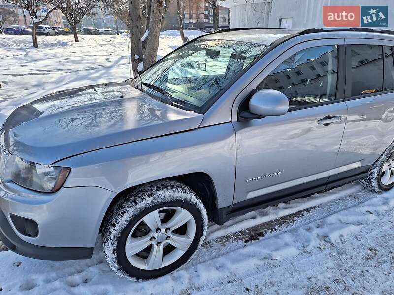 Внедорожник / Кроссовер Jeep Compass 2015 в Хмельницком