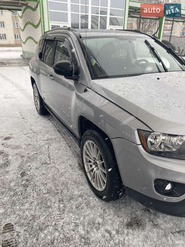 Внедорожник / Кроссовер Jeep Compass 2014 в Хмельницком