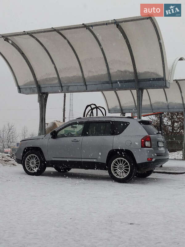 Внедорожник / Кроссовер Jeep Compass 2014 в Хмельницком