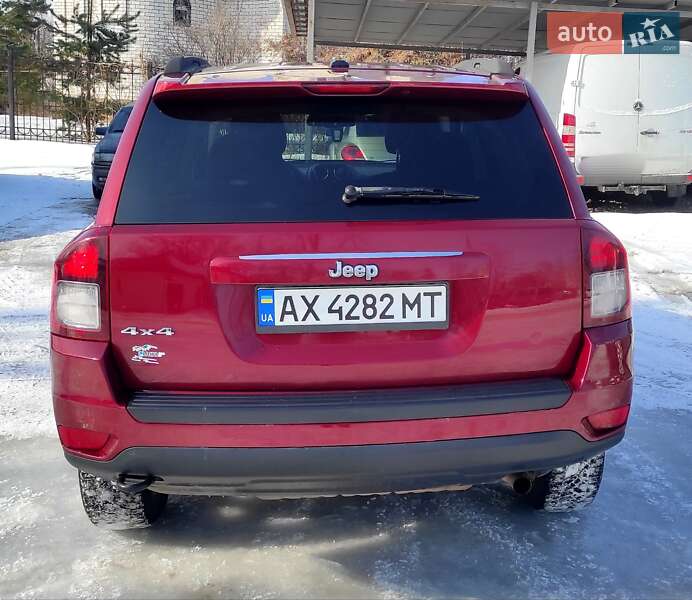 Внедорожник / Кроссовер Jeep Compass 2015 в Покотиловке