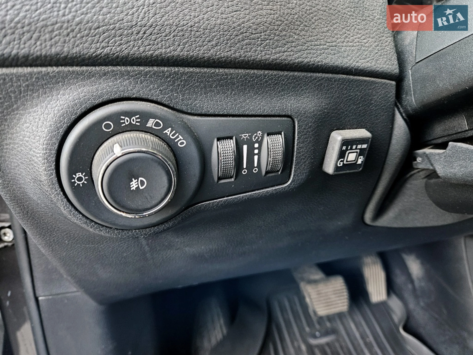 2018 Jeep Compass - мініатюра 17