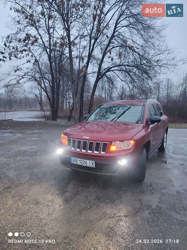 Внедорожник / Кроссовер Jeep Compass 2011 в Запорожье