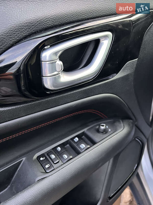 Позашляховик / Кросовер Jeep Compass 2022 в Лубнах