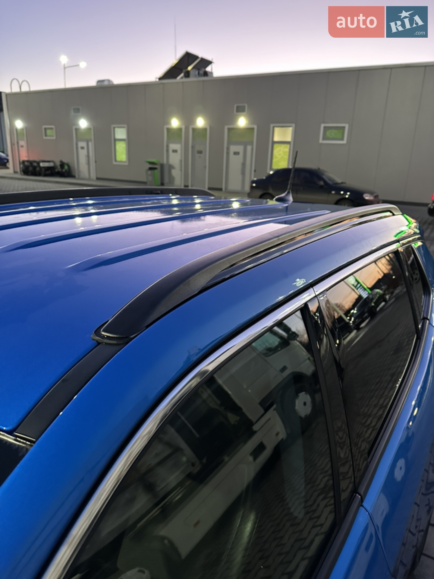 2021 Jeep Compass - мініатюра 3