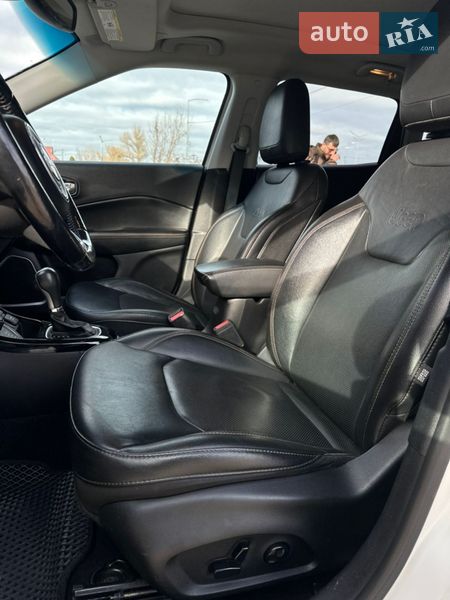 Внедорожник / Кроссовер Jeep Compass 2019 в Киеве