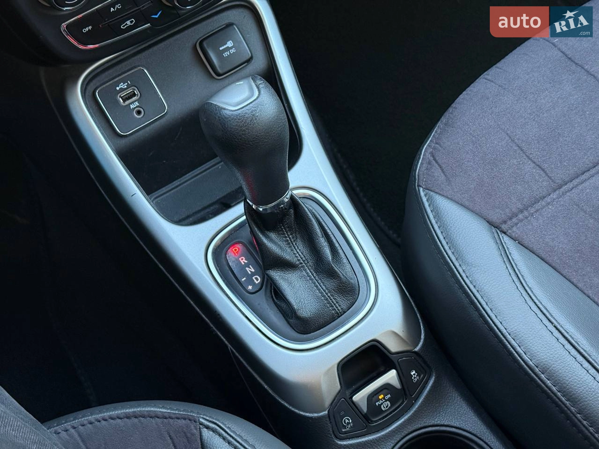 2019 Jeep Compass - мініатюра 31