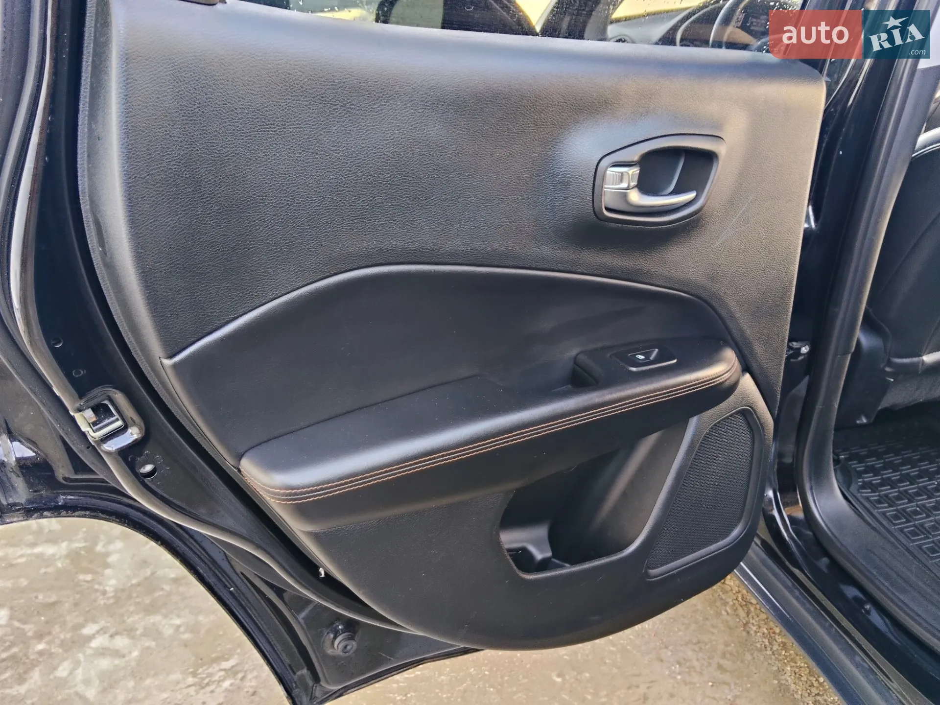 2018 Jeep Compass - мініатюра 23