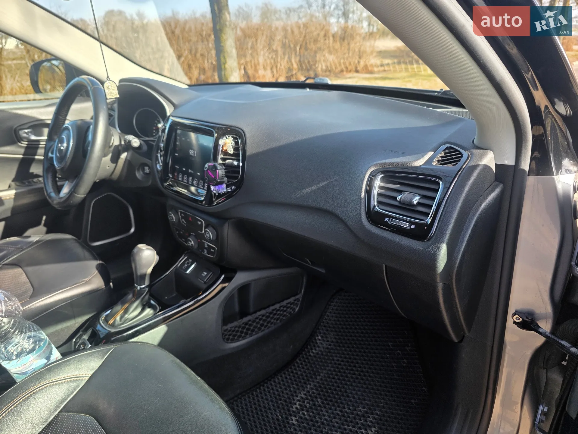 2017 Jeep Compass - мініатюра 36
